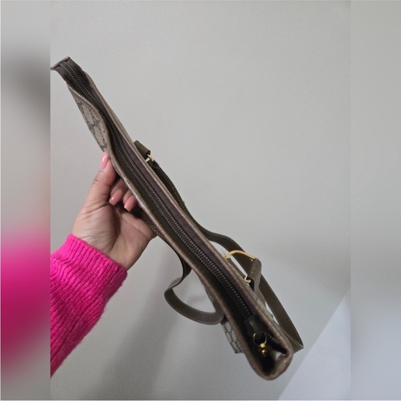 Auth Gucci Brown Monogram Shoulder Bag Vintage, PVC - EUC - Picture 10 of 11